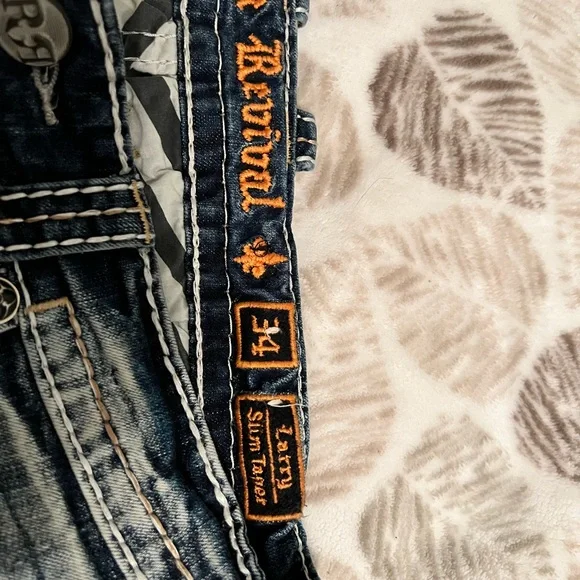 ROCK REVIVAL JEANS SZ 34